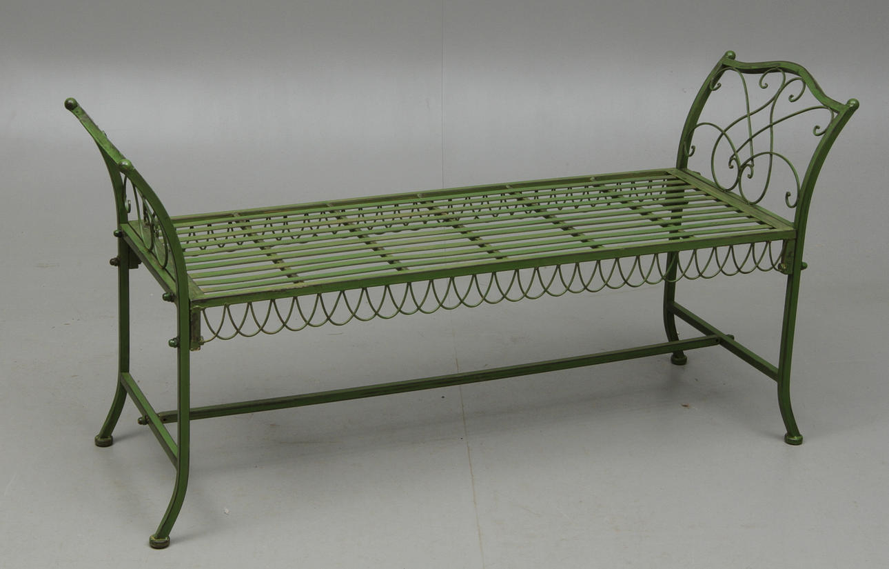 TRÄDGÅRDSBÄNK, metall, 2000-tal.