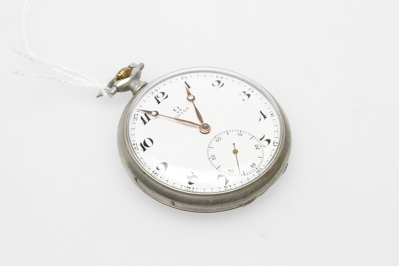 FICKUR, Omega.
