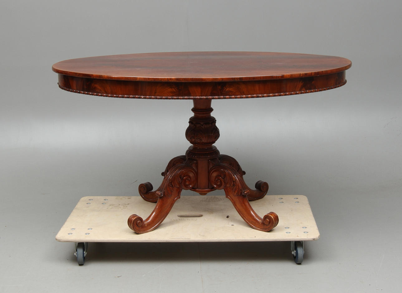 SALONGSBORD, senempire, 1800-tal.