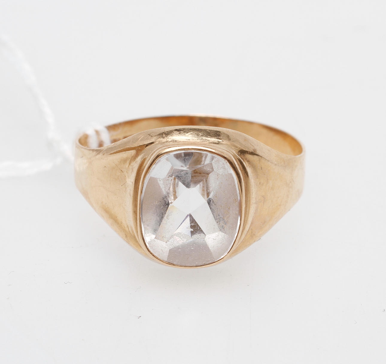 RING, 18k guld, med vit sten, total vikt ca 3,2 gr.