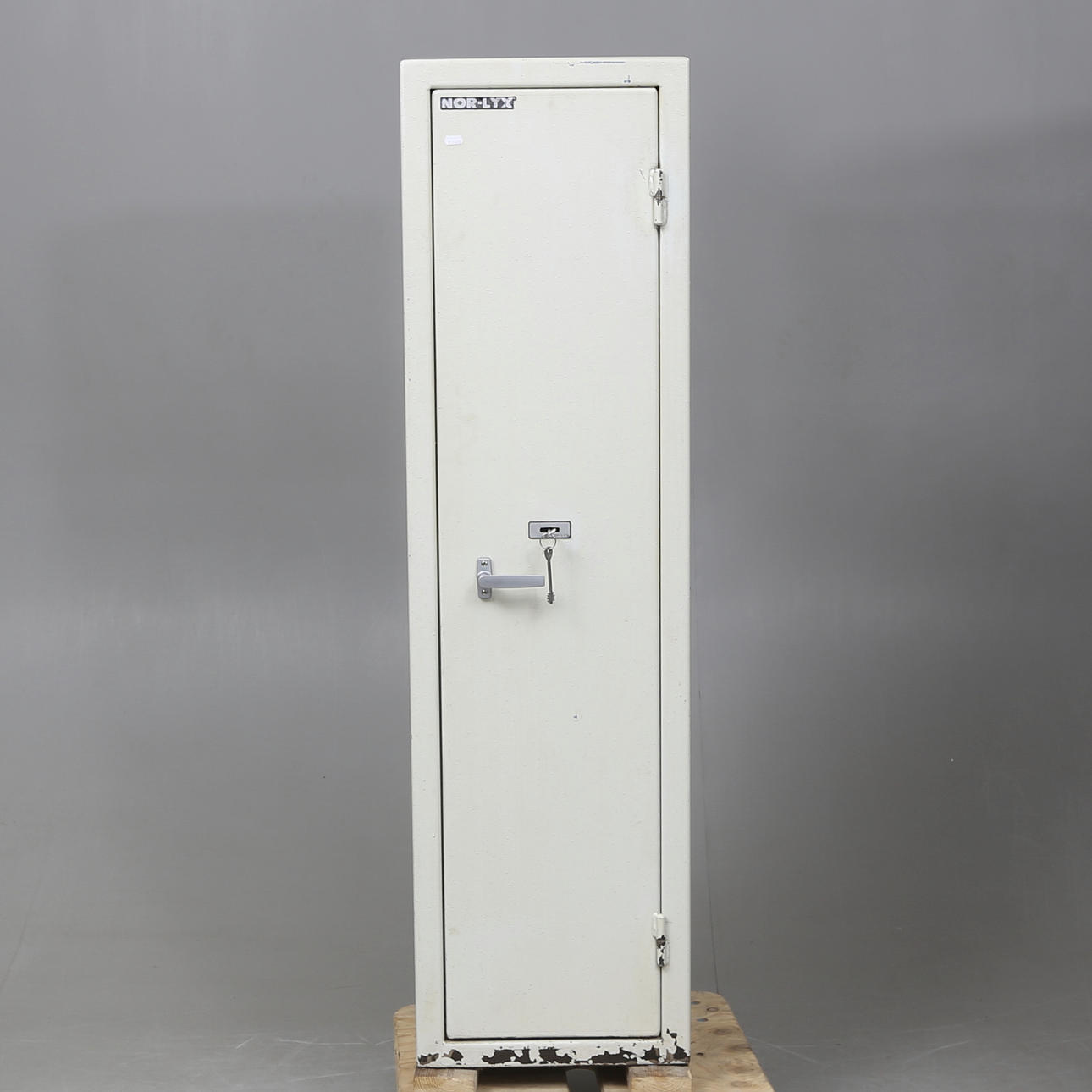 WAFFENSCHRANK/SAFE, Nor-Lux SS 3492.