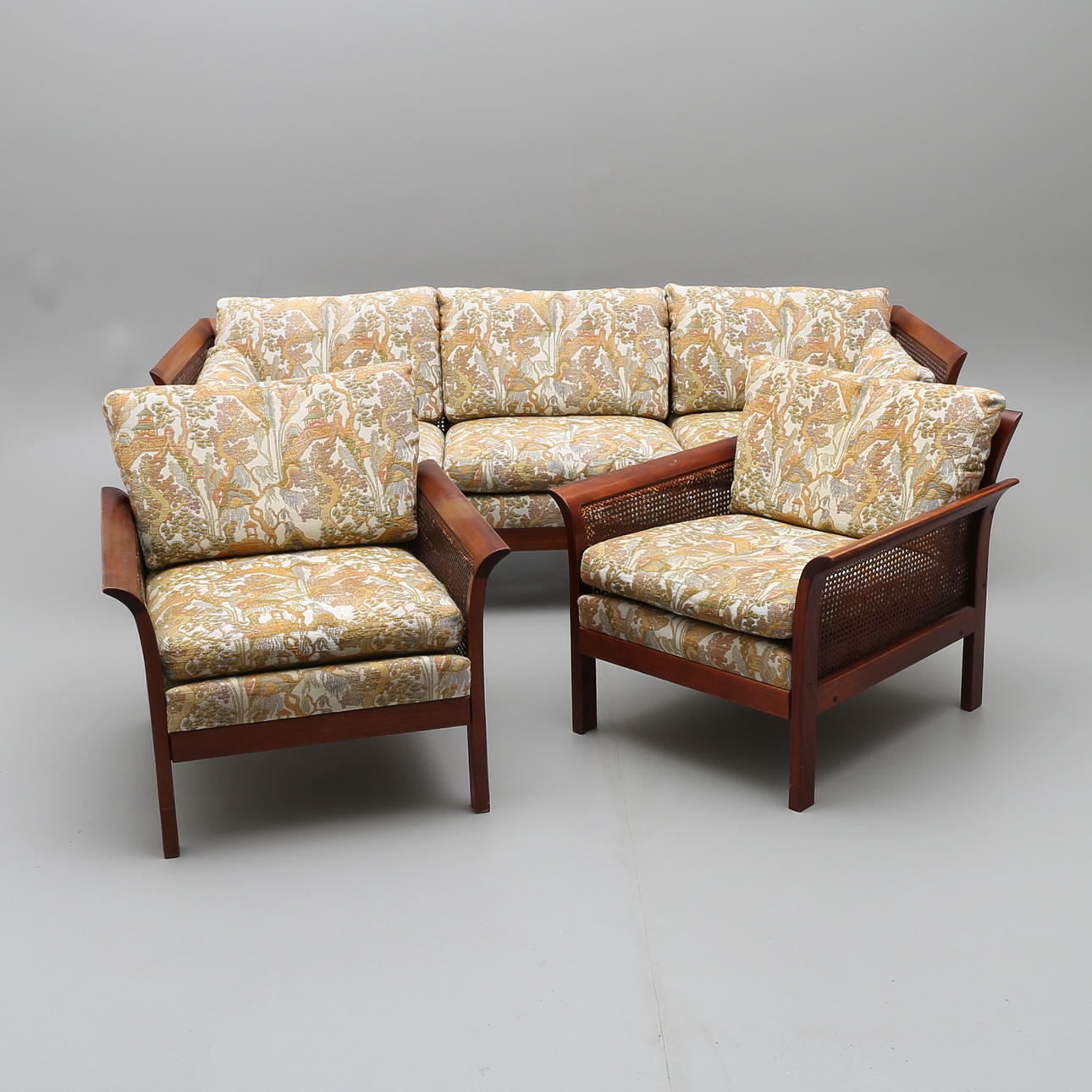 SOFFA OCH ETT PAR FÅTÖLJER, Arne Norell, "Rotang".