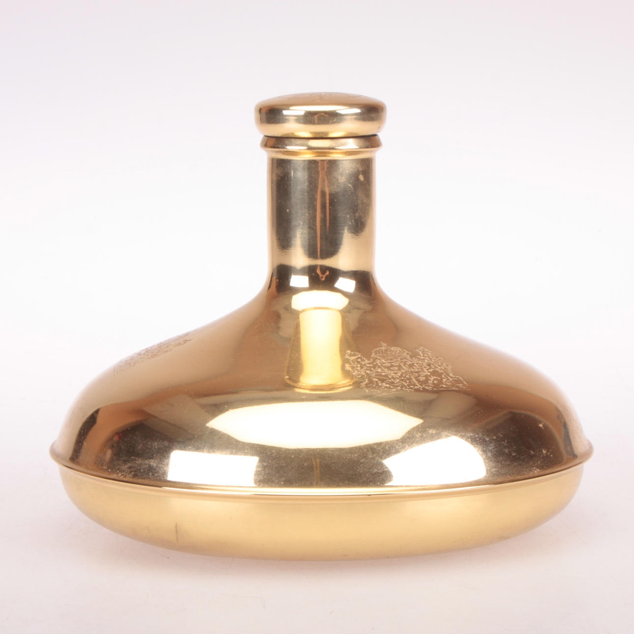 CARAFE, brass, after "HM Queen Christina's captain's scarf".