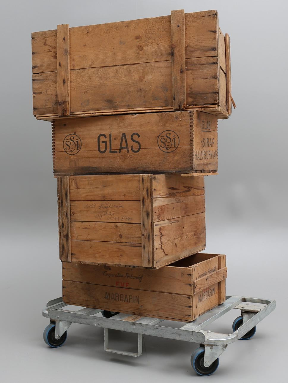 TRÄLÅDOR 4 st, 1900-talets första hälft.