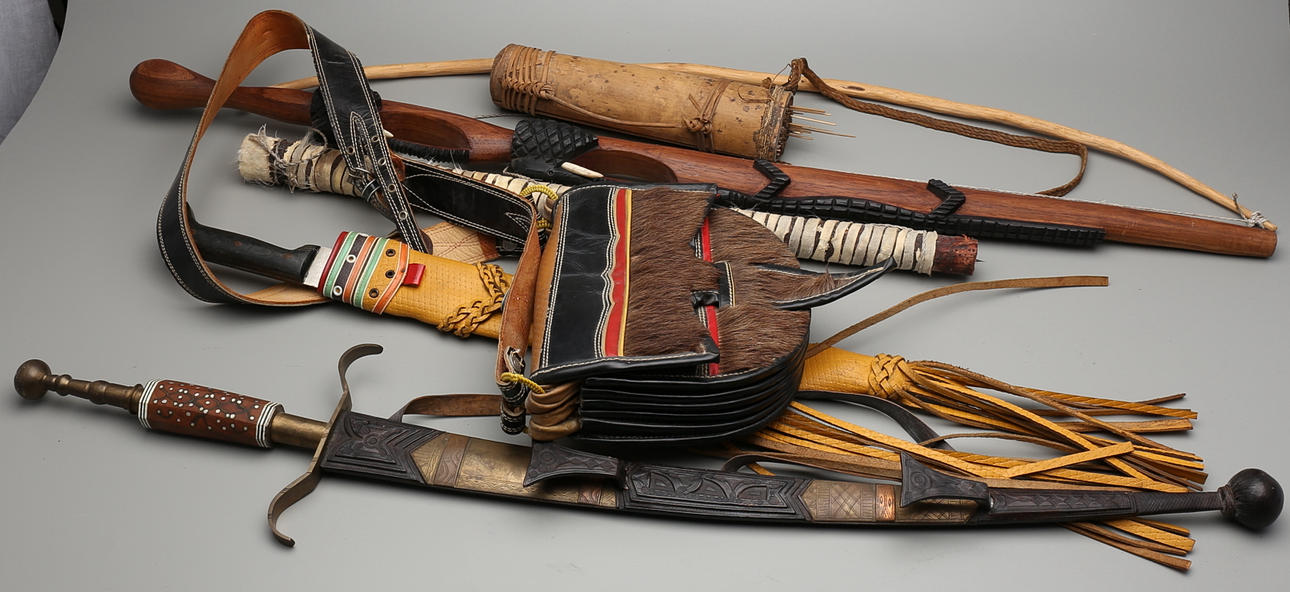 ARCO, ESPADA, etc., África.