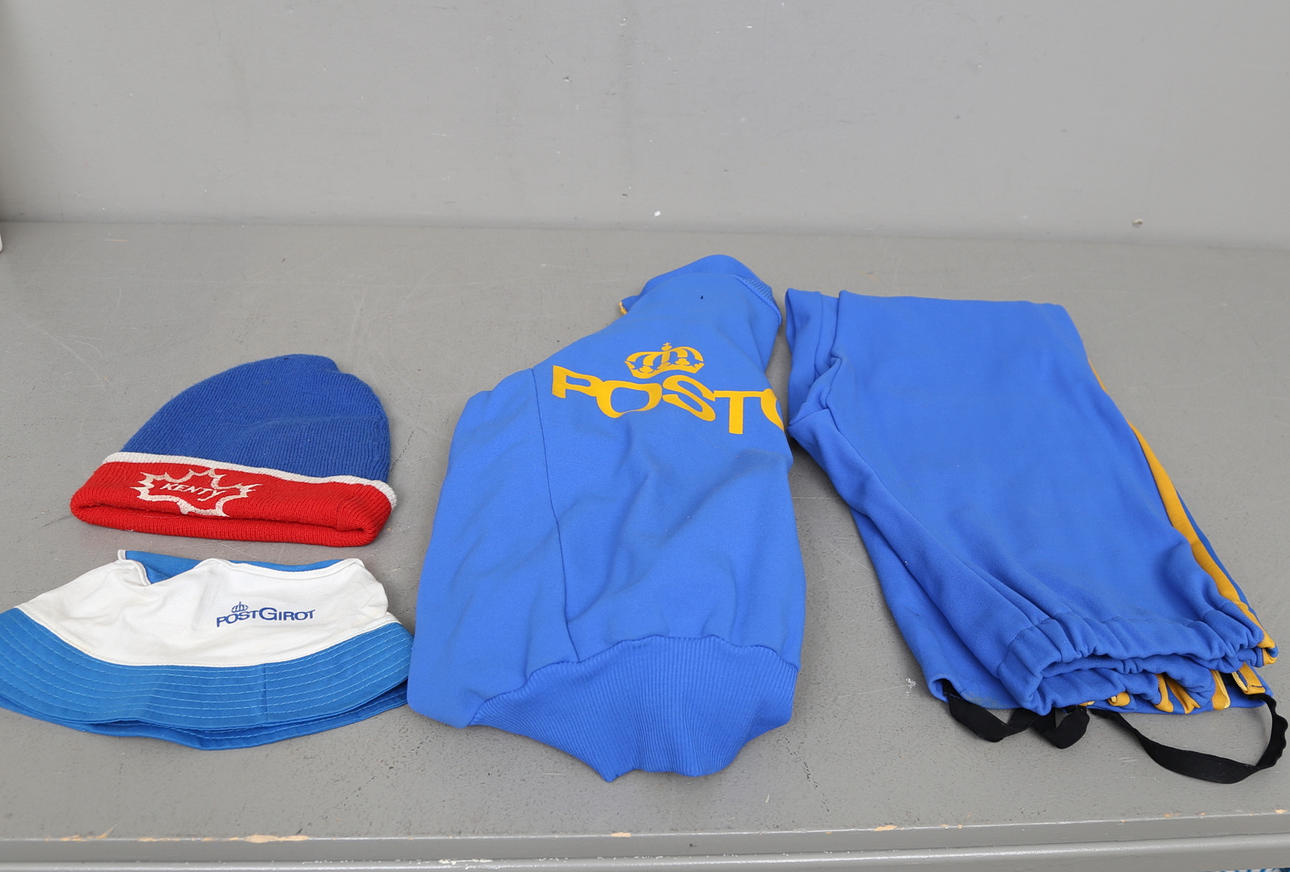 TØJ, 4 stk., 1970'erne.