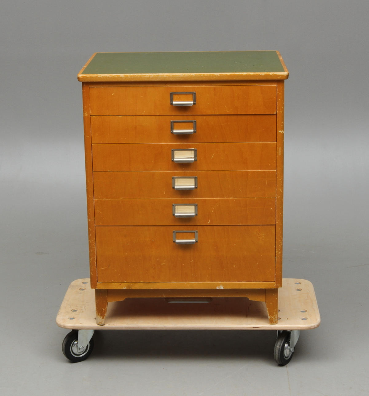 DOKUMENTHURTS, med 6 lådor, 1900-tal.