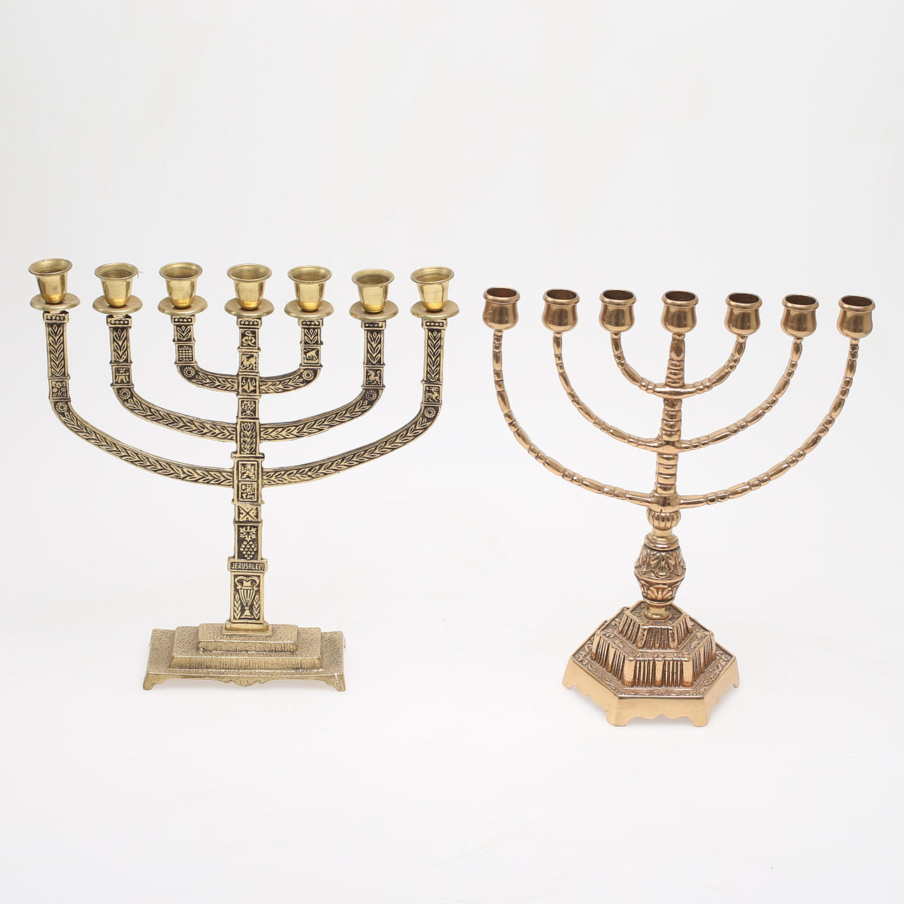KANDELABRAR, "Menorah" två st, malm.