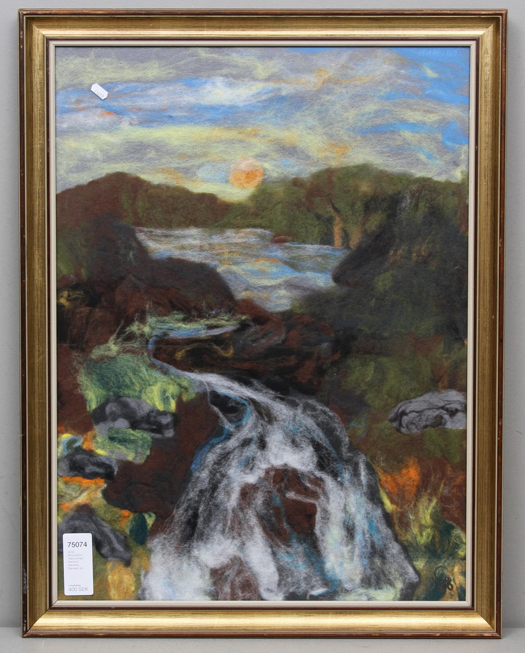 VEGA PAULSSON. "Bäckravinen, Vilemina". Ullarbete. Signerad.