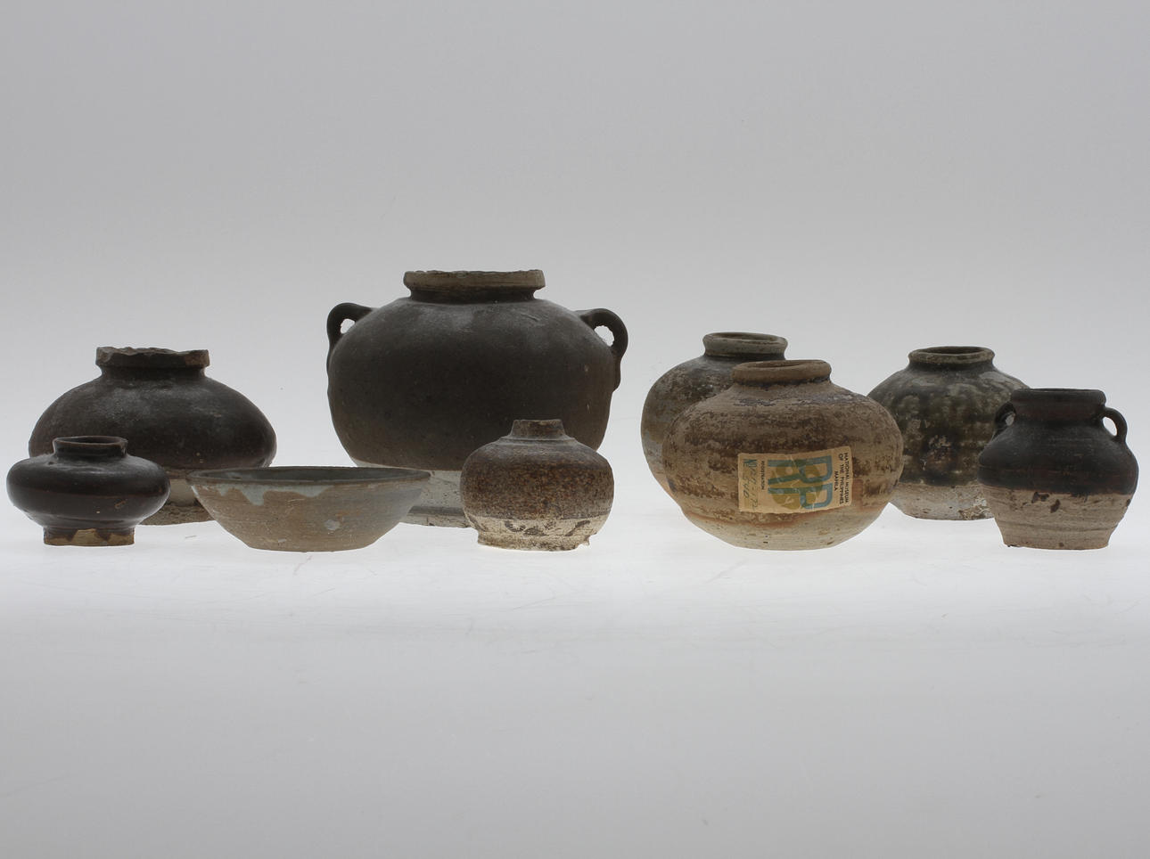 PARTI KERAMIK, 9 delar, troligen Filipinerna, 15/1600-tal.