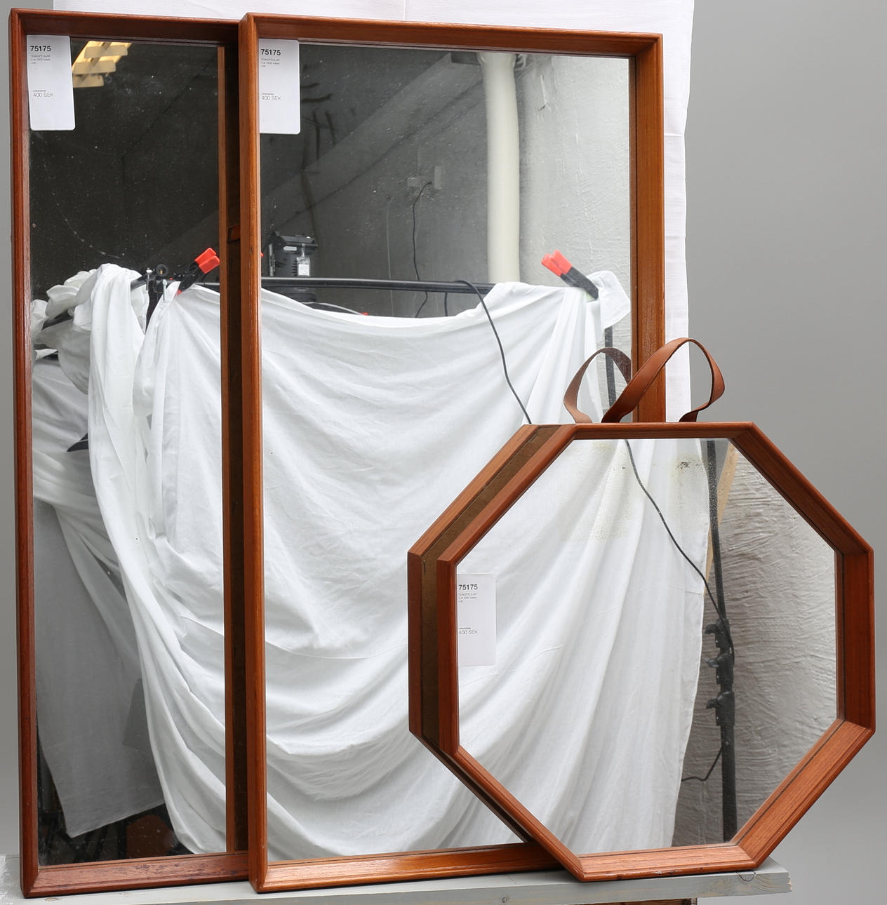 TEAKSPEGLAR, 3 st 1900-talets mitt.