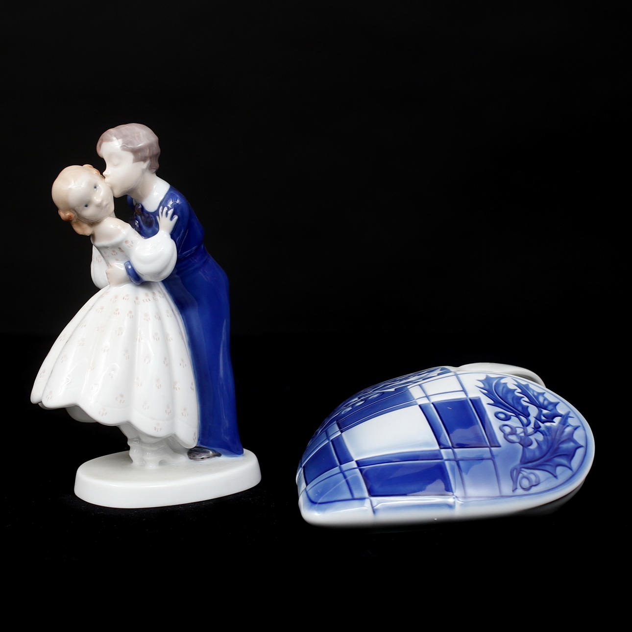 PORCELANA 2 partes Bing & Gröndahl.