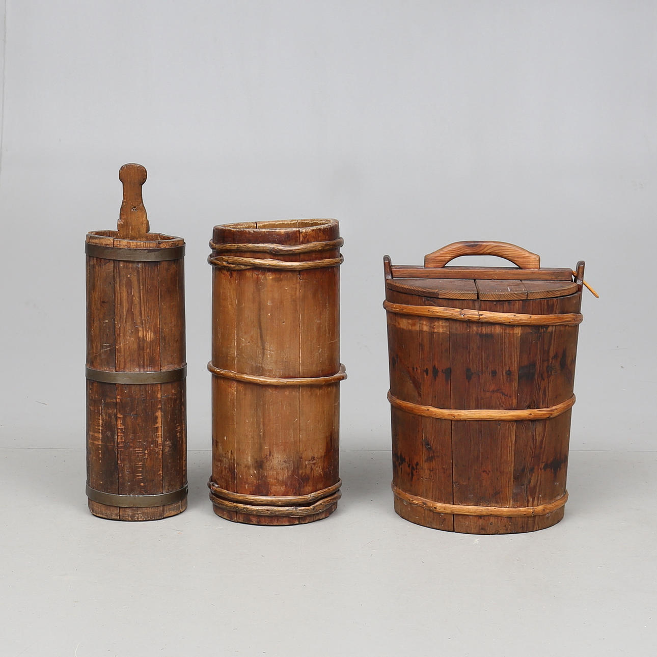 TUNNOR OCH KÄRL, trä, 1900-tal.