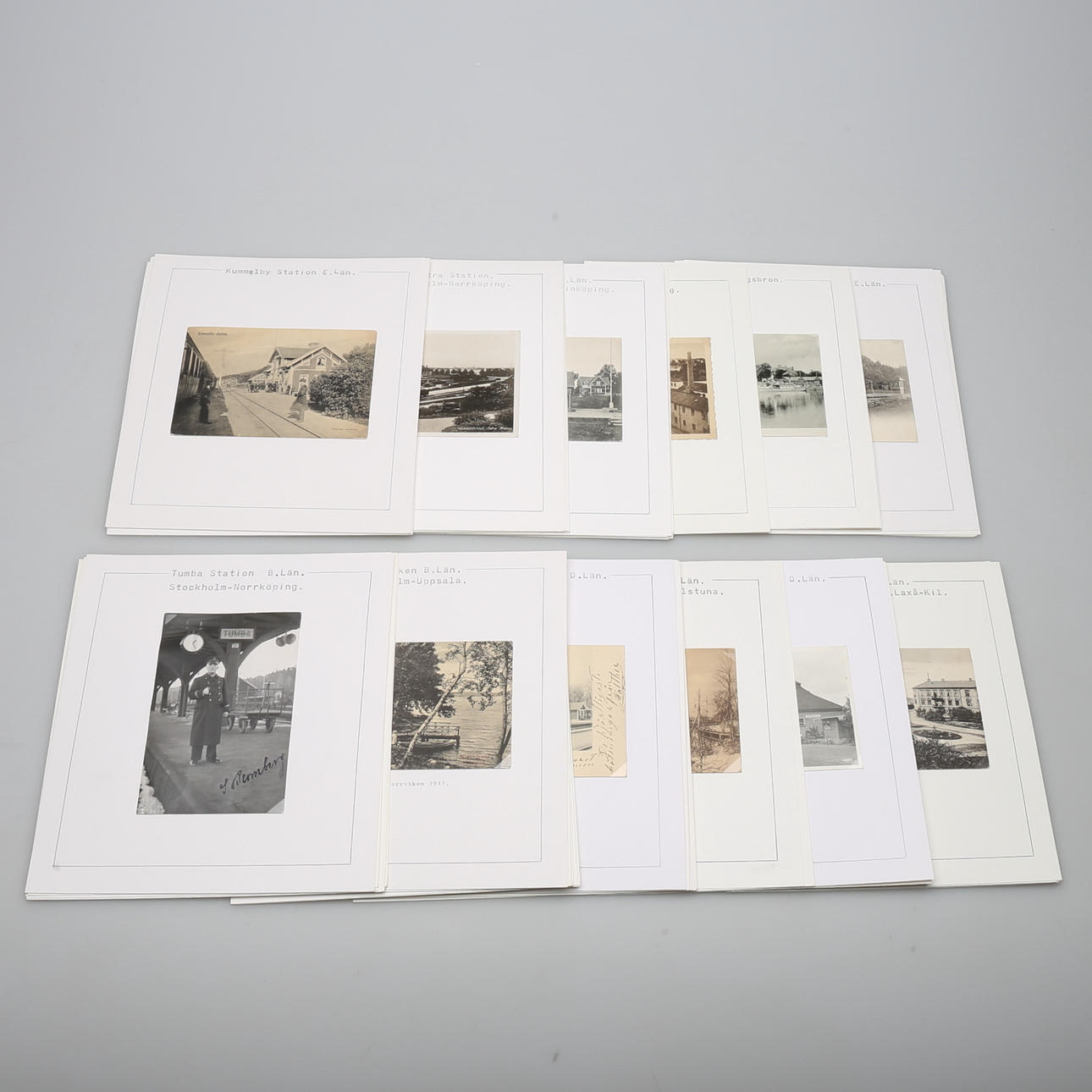 EINE SAMMLUNG VON KARTEN ZU EISENBAHN UND GESCHICHTE.