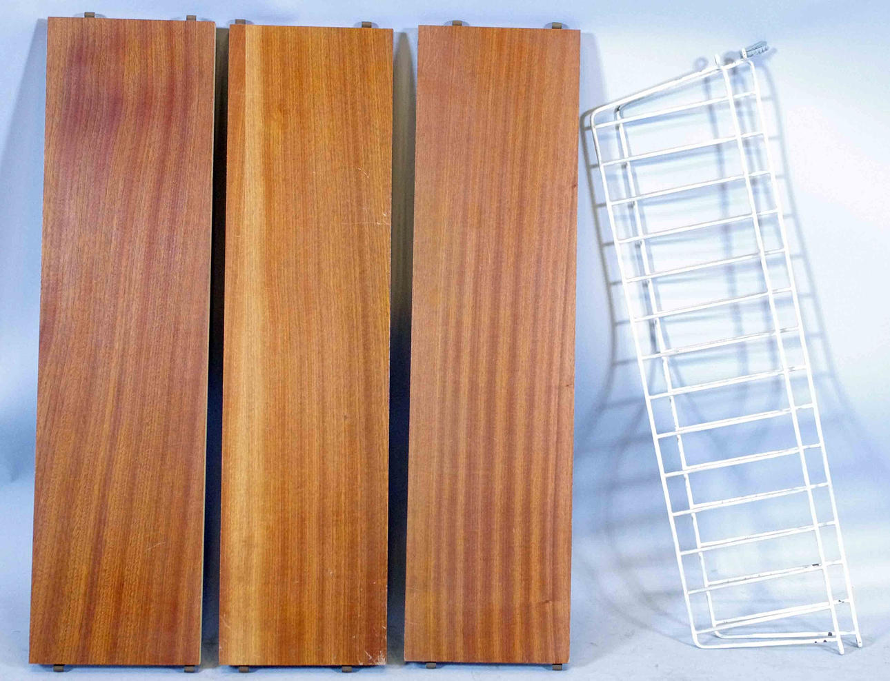 STRINGHYLLA, teak.