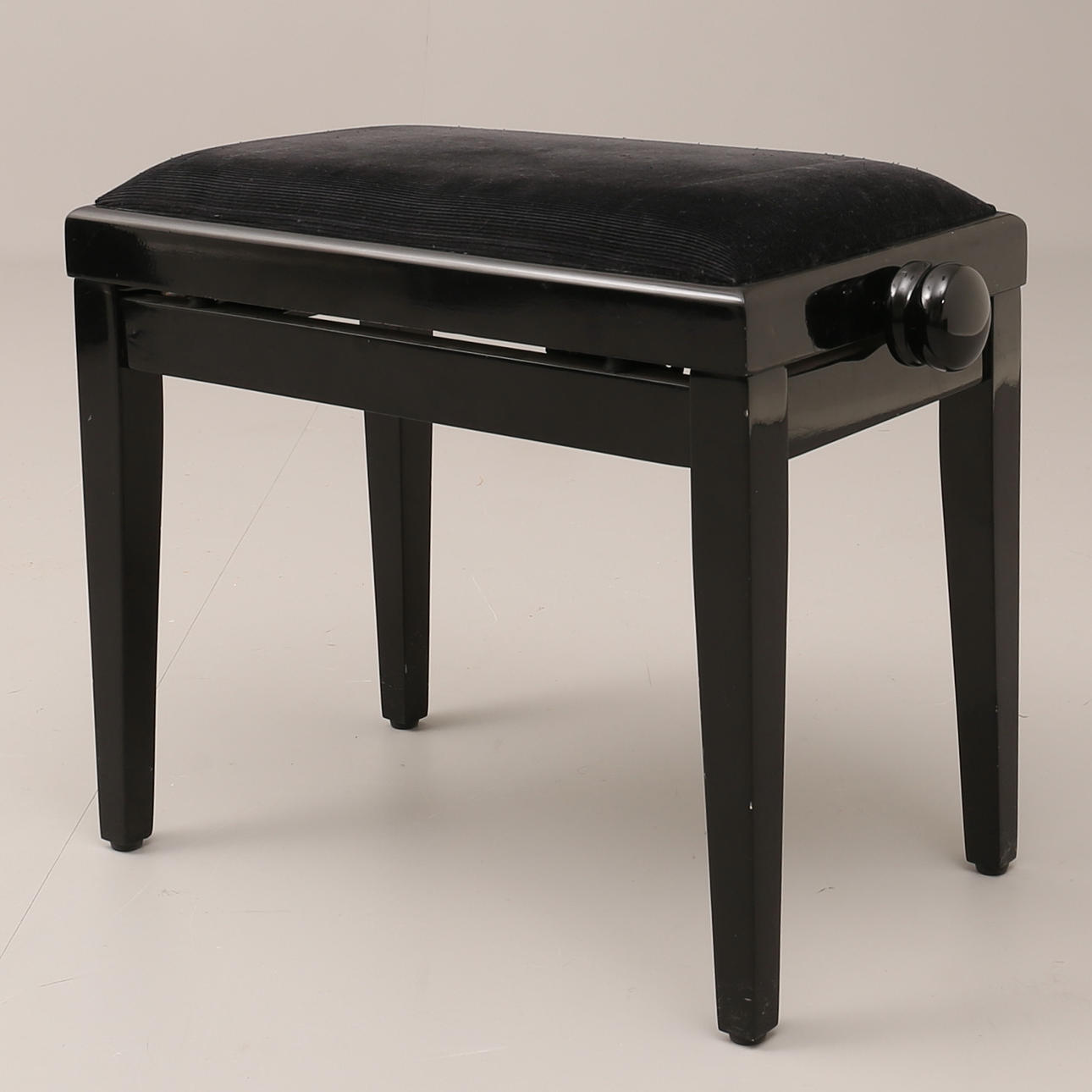 PIANO STOL, træ og metal.