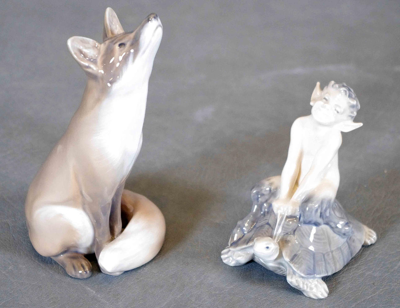 PORSLINSFIGURER, 2 stycken, Royal Copenhagen.