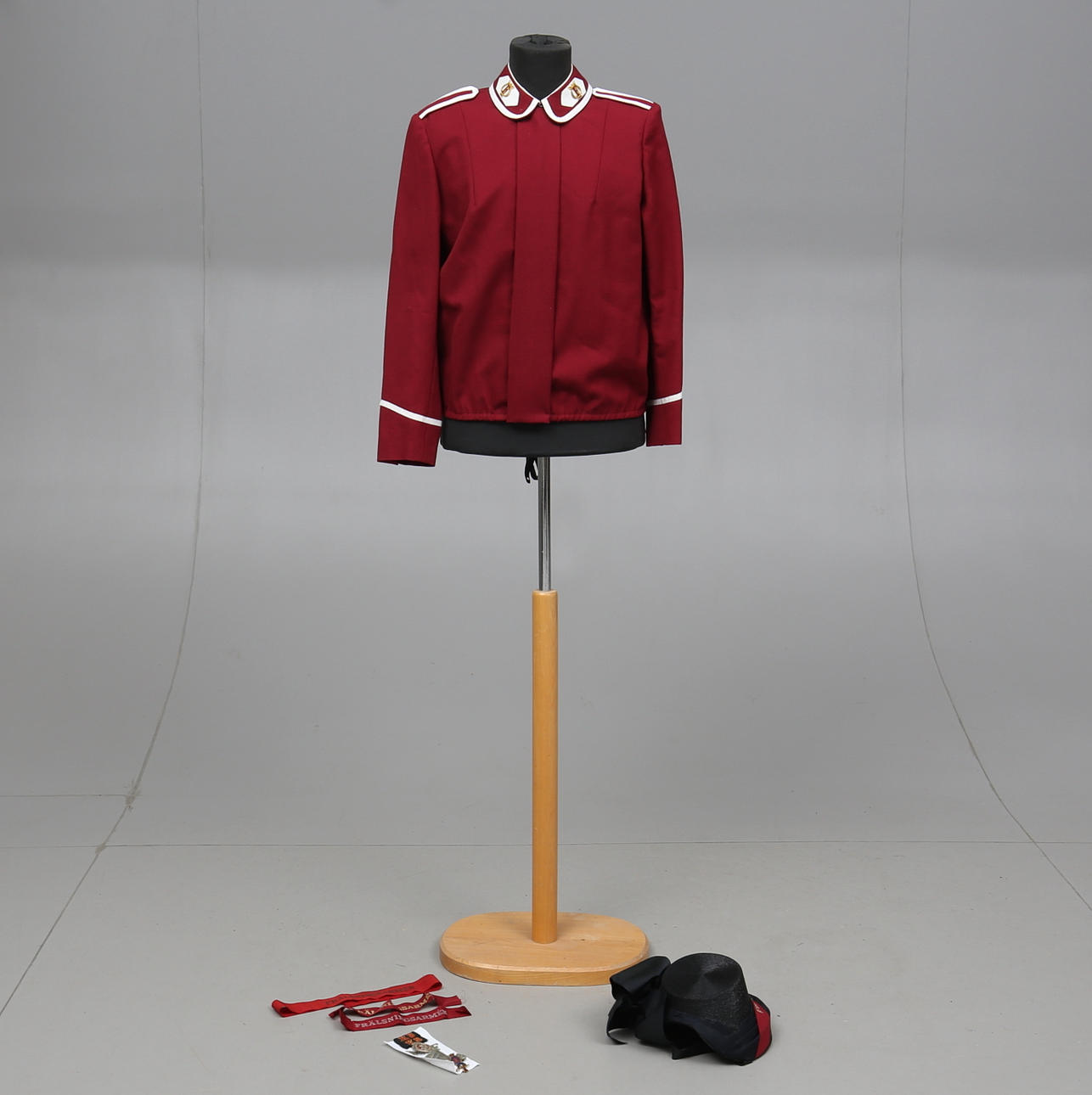 JACKA, HATT SAMT MÄRKEN, Frälsningsarmén.