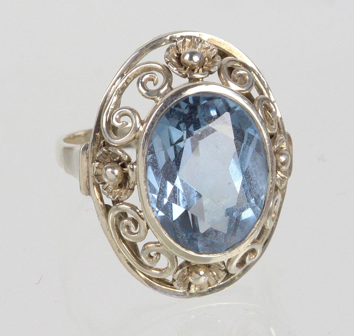 ART DECO RING MIT AQUAMARIN-SPINELL Silber 835.