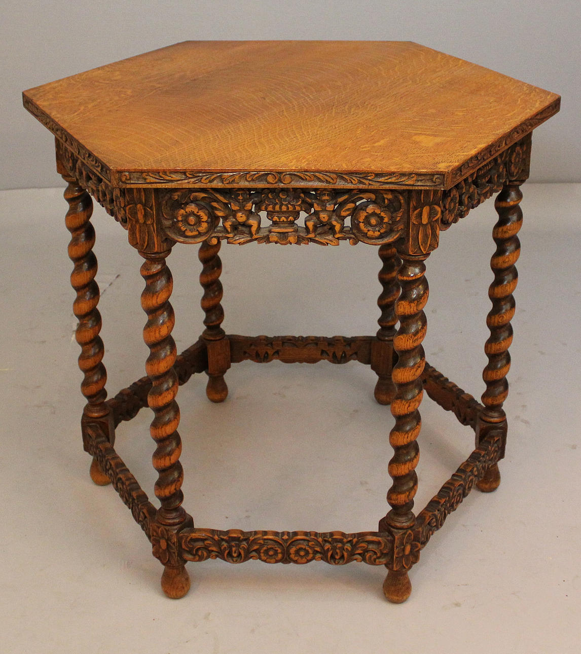 BORD, barockstil, 1900-tal.