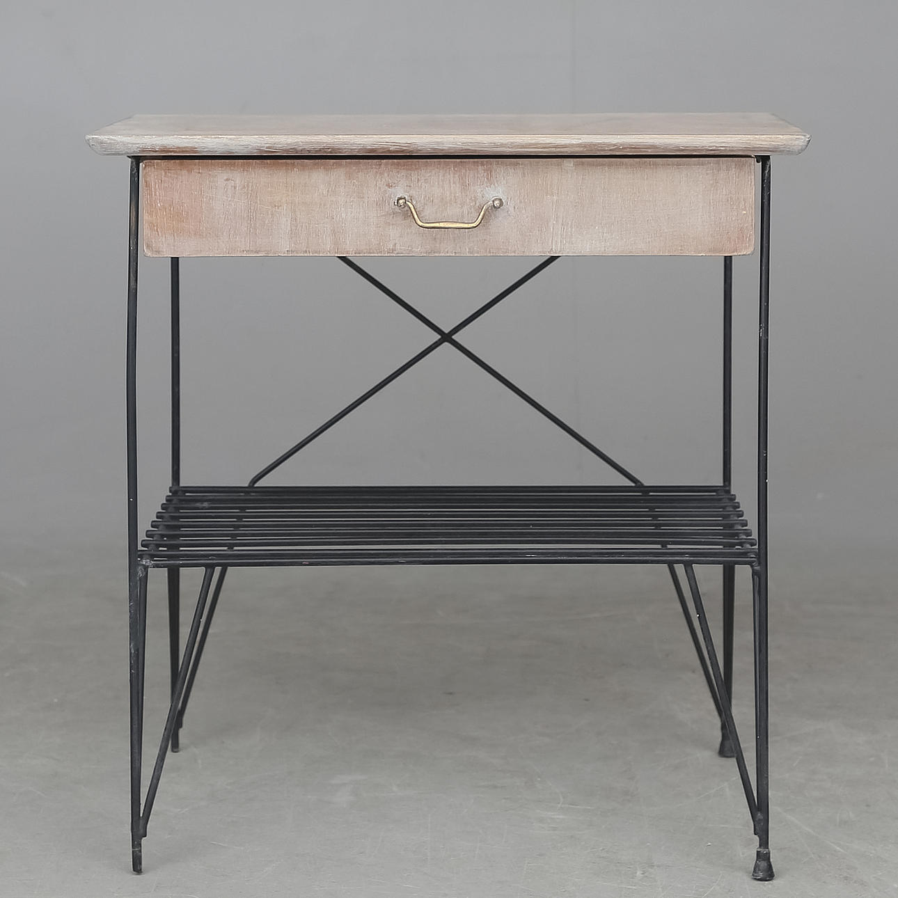 SÄNGBORD, stringmodell, 1950/60-tal.