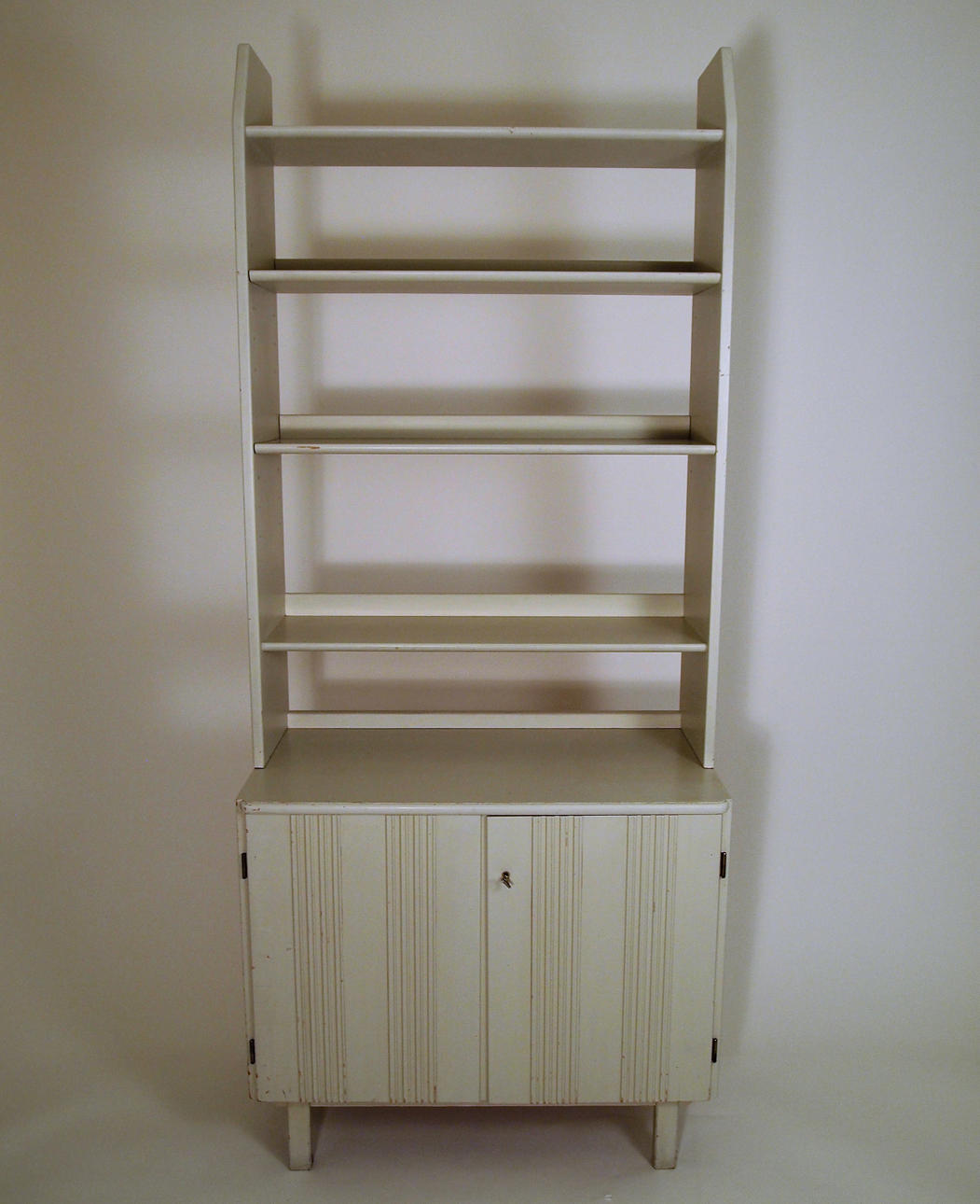 BOKHYLLA MED UNDERSKÅP, GÖRAN MALMVALL, K A ANDERSSON & SÖNER.