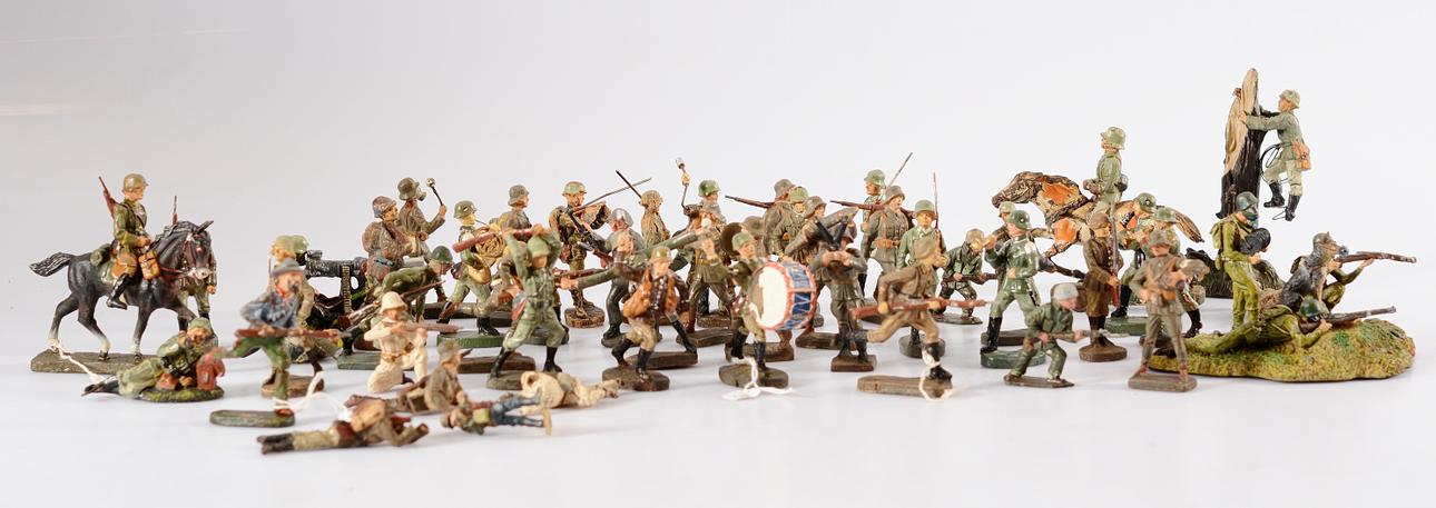 STORT PARTI ELASTOLIN och LINEOLFIGURER, 1900-tal.