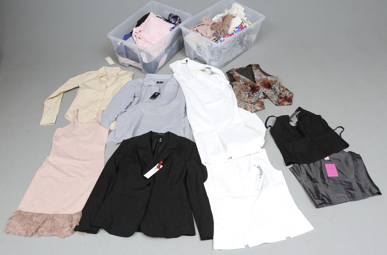 KLÄDER, 26 delar, Konkurs efter Mon-Gör AB/Kings.