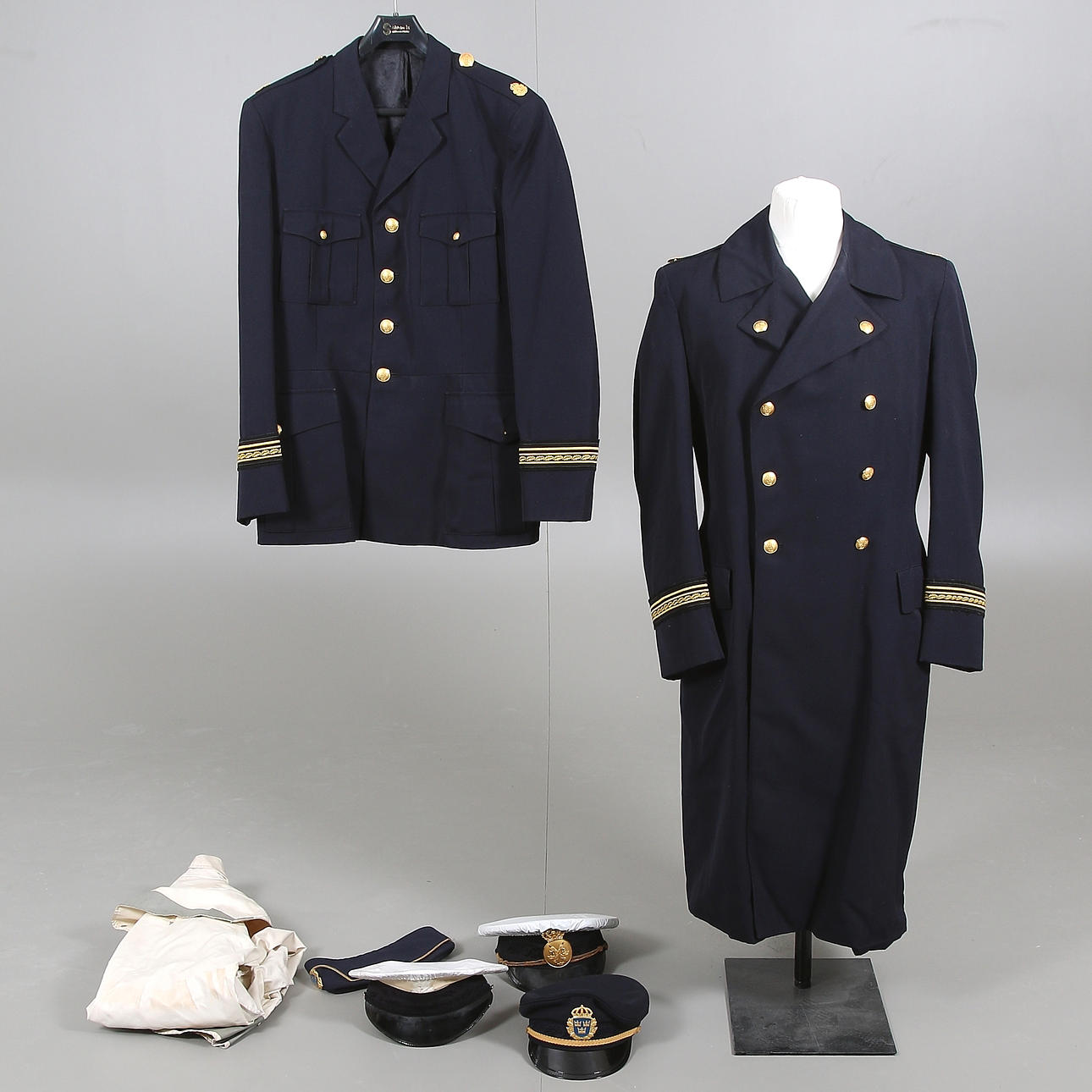 POLISUNIFORM, 7 delar, 1900-tal.