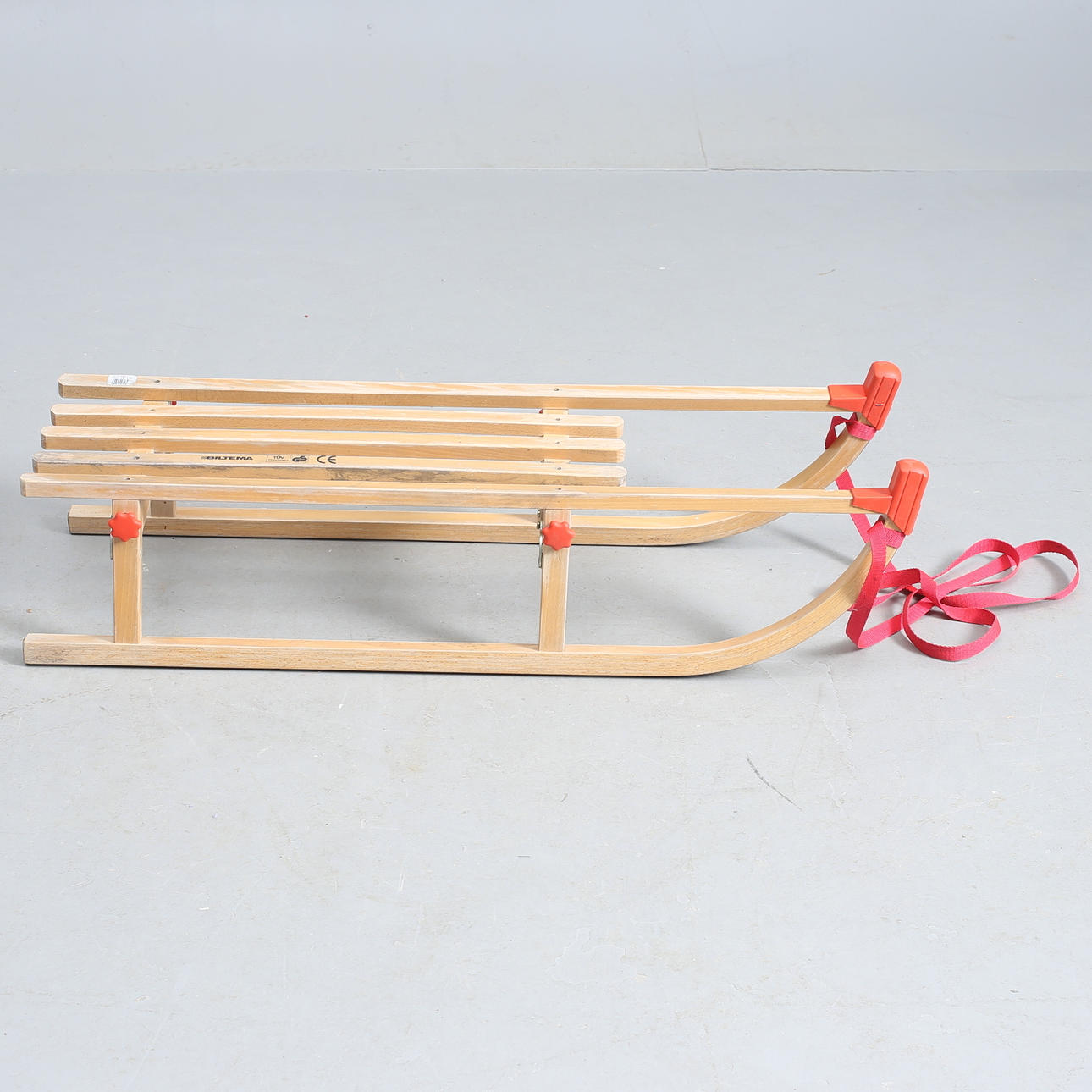 SLEDGE, modern, Car theme.