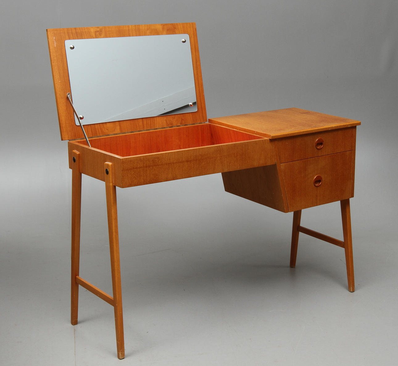 SMINKBORD med spegel, 1900-tal.