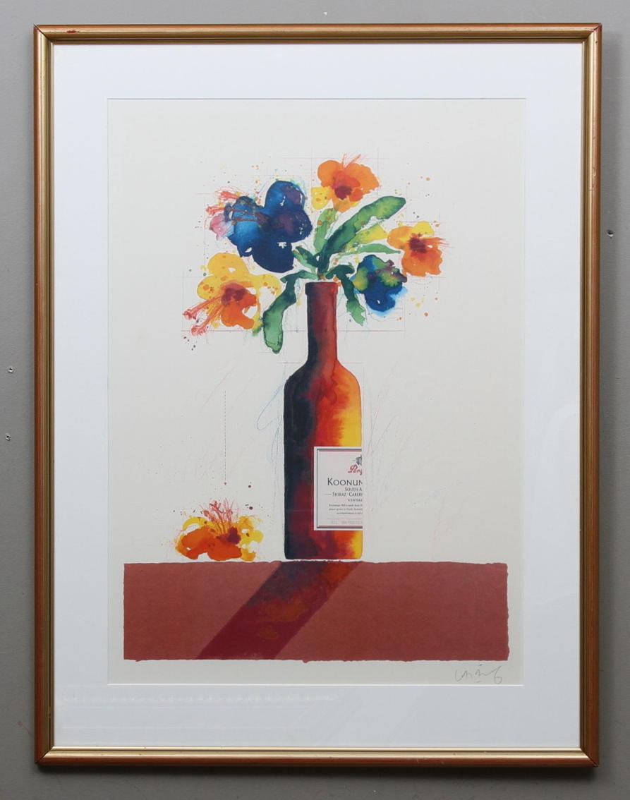 LASSE ÅBERG. Blommor i vinflaska. Färglitografi. Signerad.