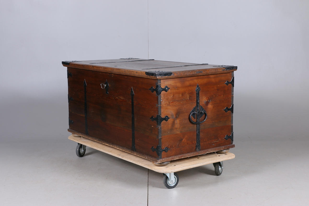 COFFIN, with iron fittings, 19th century.