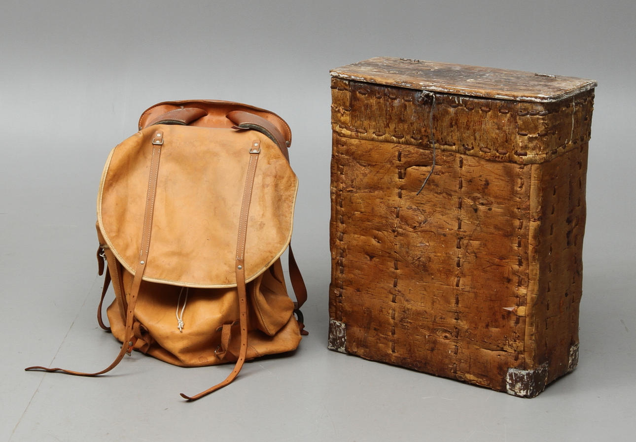 NÄVERKONT samt RYGGSÄCK i läder märkt Arvidsjaur.