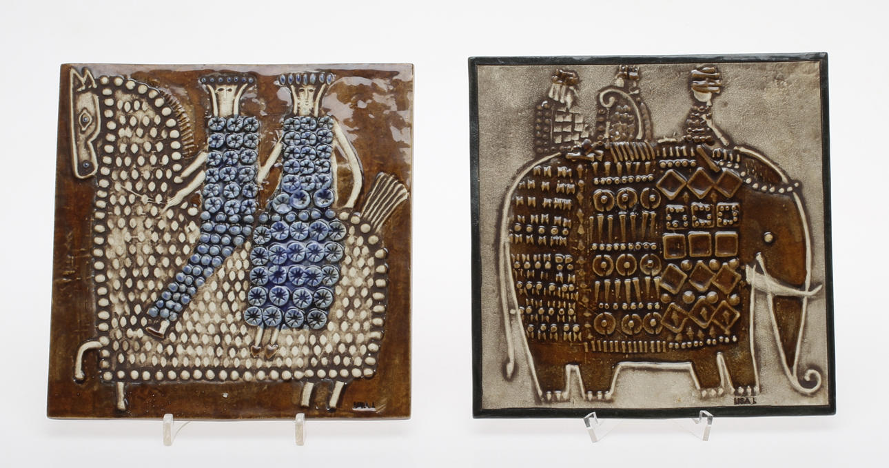 VÄGGPLAKETTER, 2 st, stengods, Lisa Larson, Gustavsberg.