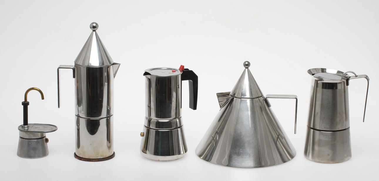 VATTENKOKARE, ESPRESSOKOKARE, 5 delar, bland annat Alessi, Bialetti, 1900/2000-tal.