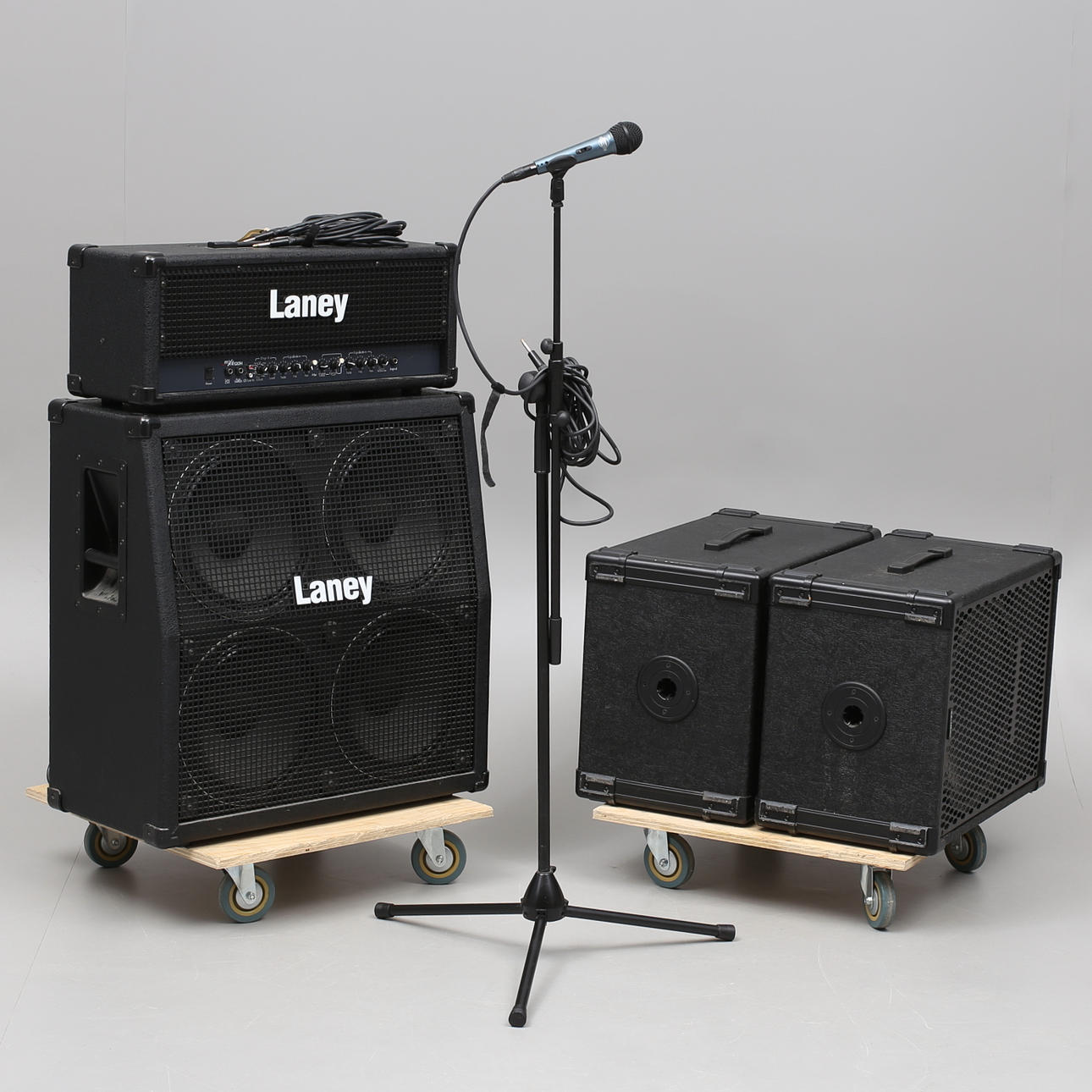 FÖRSTÄRKARE, HÖGTALARE samt MIKROFON, 5 delar.