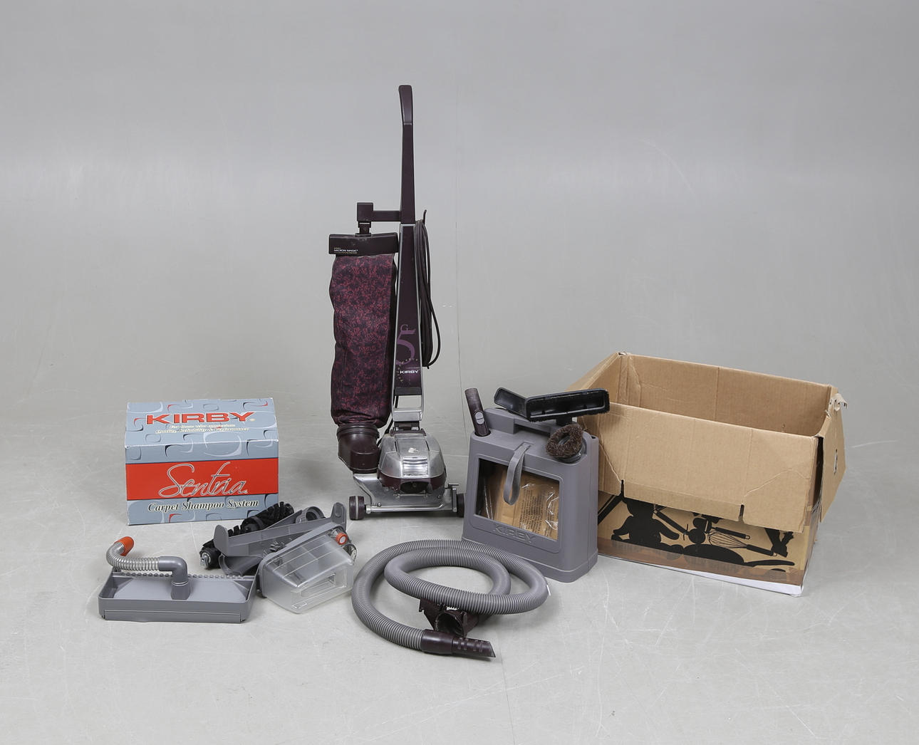 VACUUM CLEANER and ACCESSORIES, Kirby 5G.