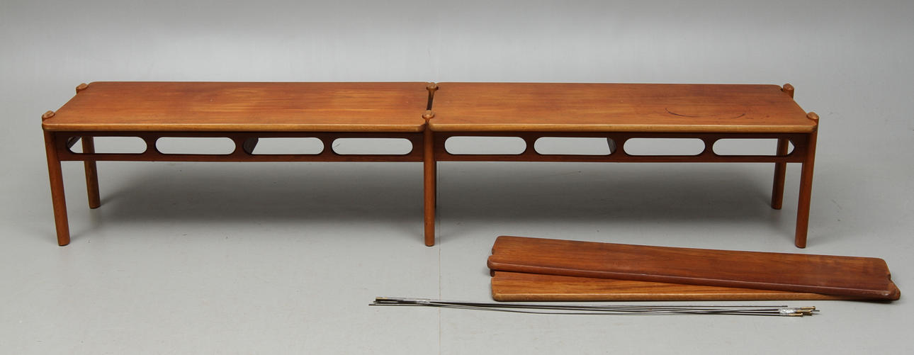 BOKHYLLA, William Watting för A/S Mikael Laursen Århus, Danmark.