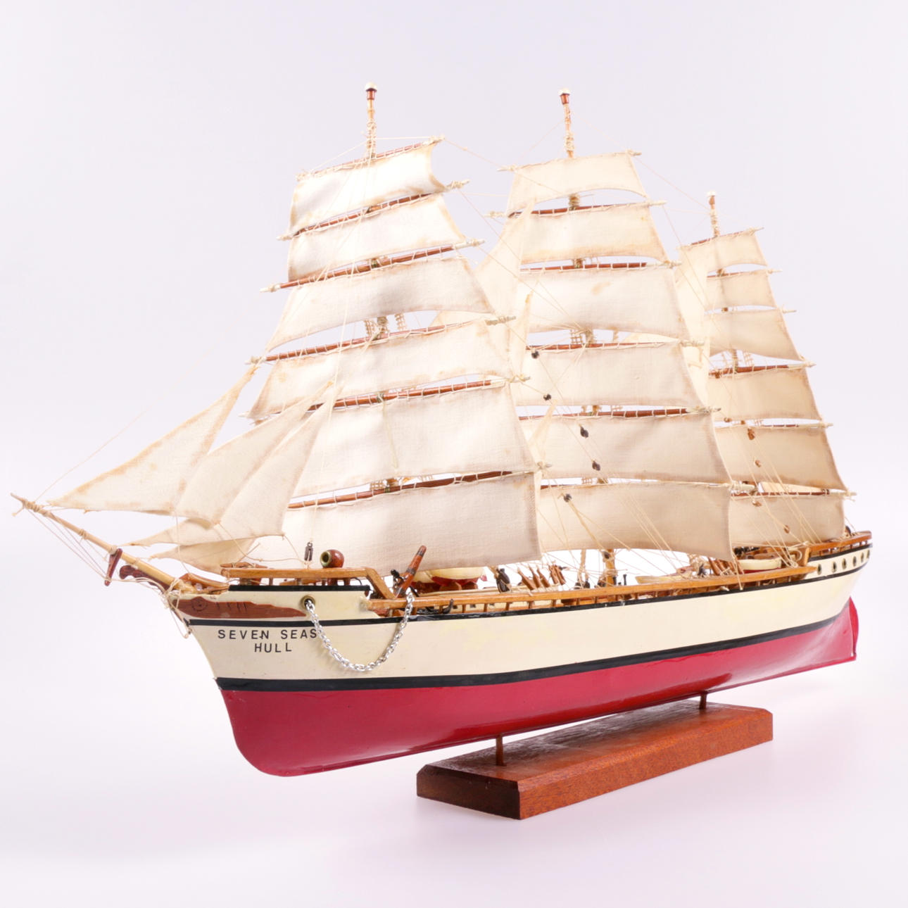 MODEL SHIP, Seven Seas Hull, 1900s.