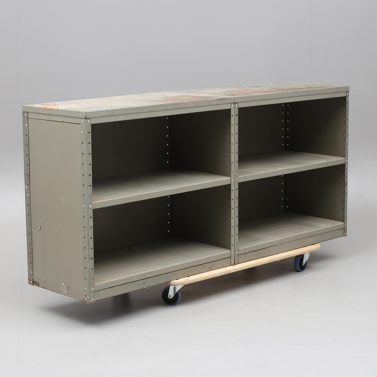 ARBETSBÄNK, plåt, 1900-talets mitt.