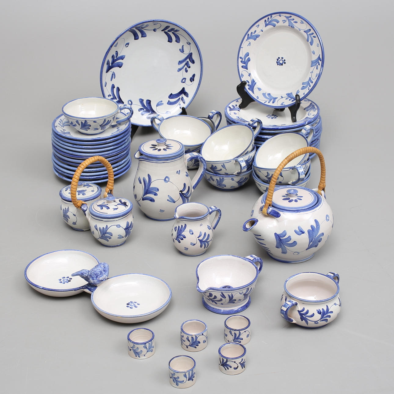TESERVIS, 50 parts, ceramic, Denmark, marked AB.