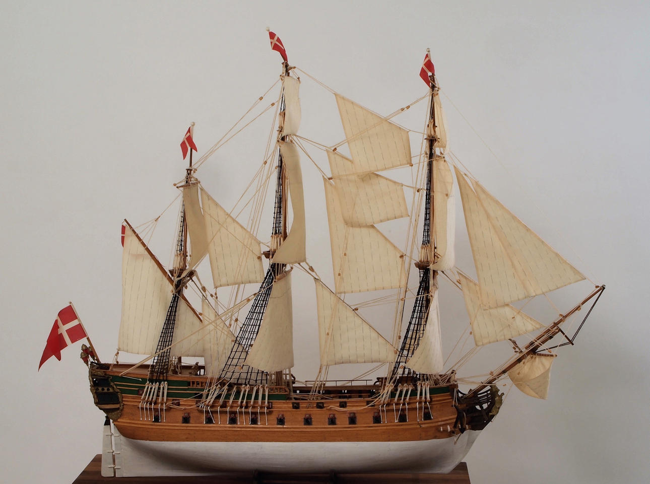 BÅTMODELL "Norske Löve".