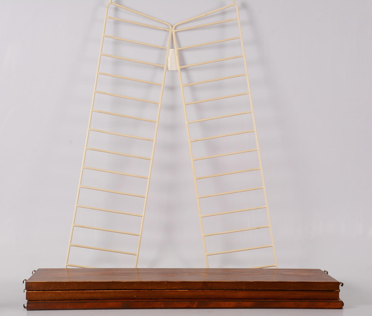 HYLLA, stringmodell, 1900-tal.