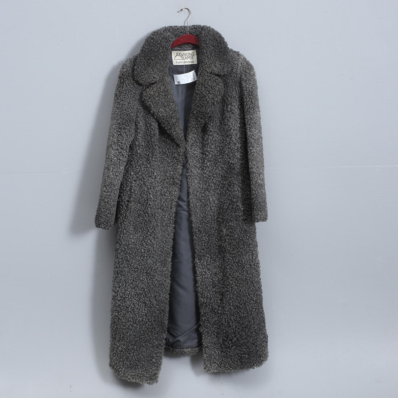 LAMMSKINNSPÄLS, AB Tranåspäls, troligen storlek small.