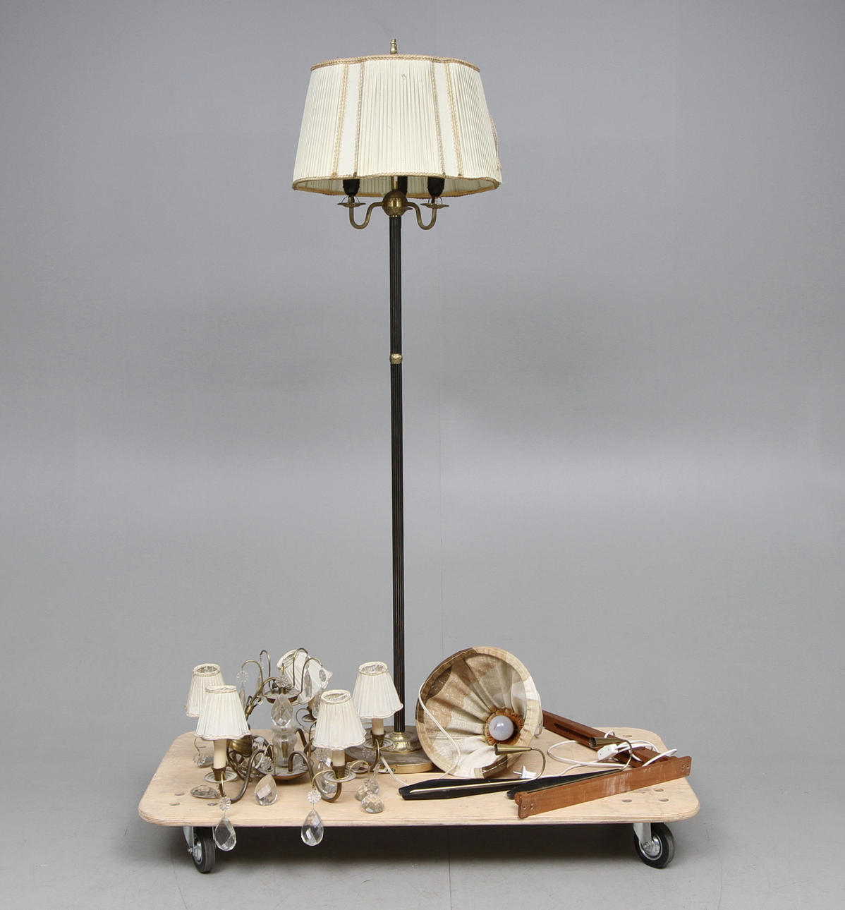 BELYSNINGSFÖREMÅL, 5 delar, 1960/70 tal.