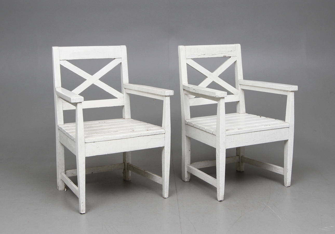 TRÄDGÅRDSSTOLAR, ett par, med karm, Nordiska Kompaniet, 1900 talets första hälft.