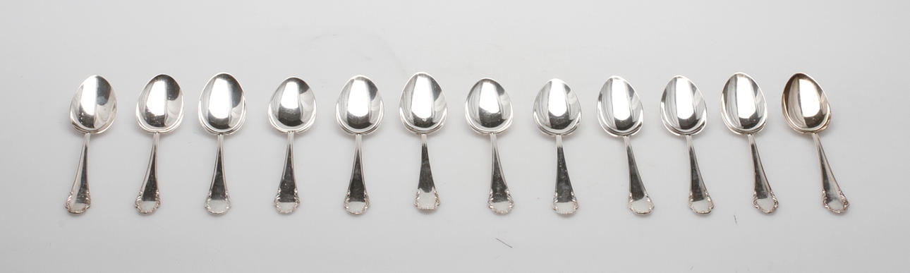 MATSKEDAR, 12 st, silver, "Haga", vikt ca 694 gram.