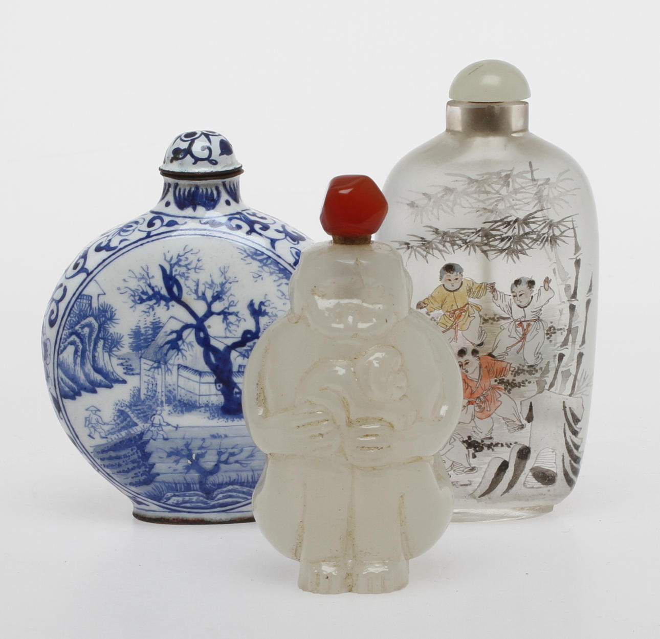 SNUSFLASKOR, 3 st, glas och emalj, Kina.