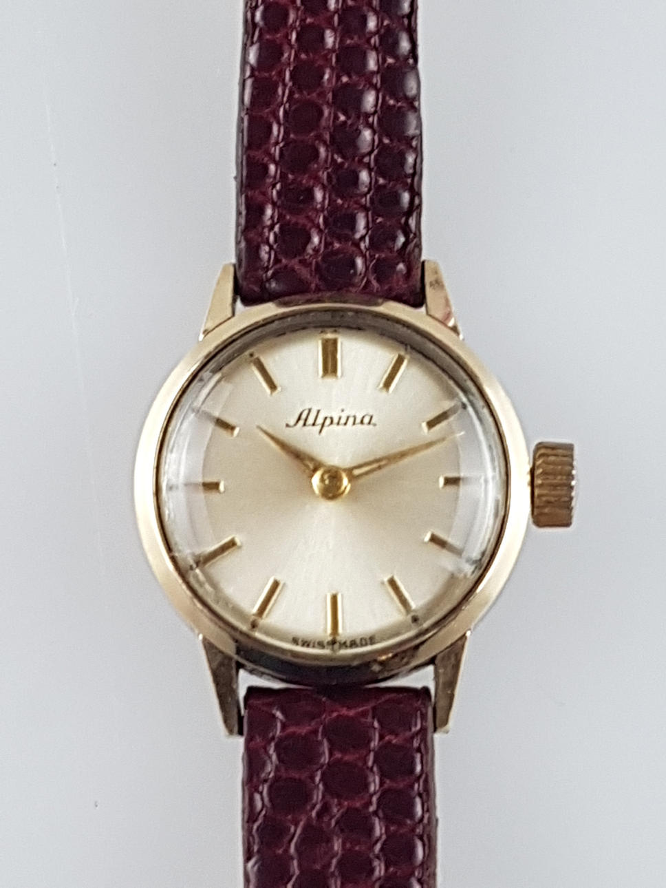 ALPINA NAISTEN KELLO - SVEITSI.